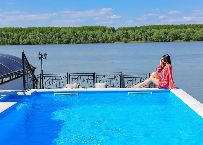 Vilă Harmonija Na Dunavu *