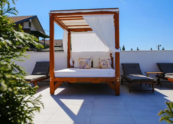 Harmonija Na Dunavu Vilă Semendria